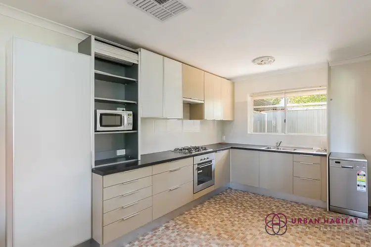 Second view of Homely house listing, 31 Inkpen Way, Orelia WA 6167