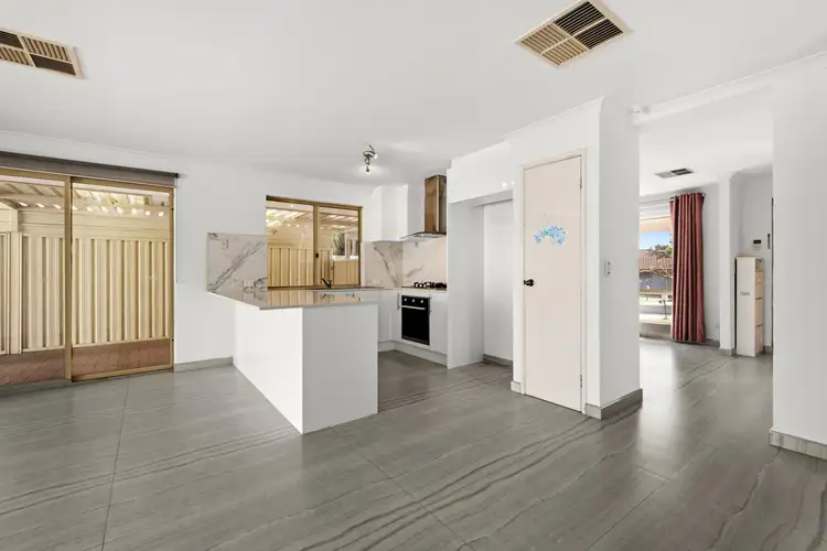 39 Ballard Mews, Success WA 6164