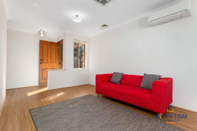 Fourth view of Homely villa listing, 3/2 Raleigh Road, Bayswater WA 6053