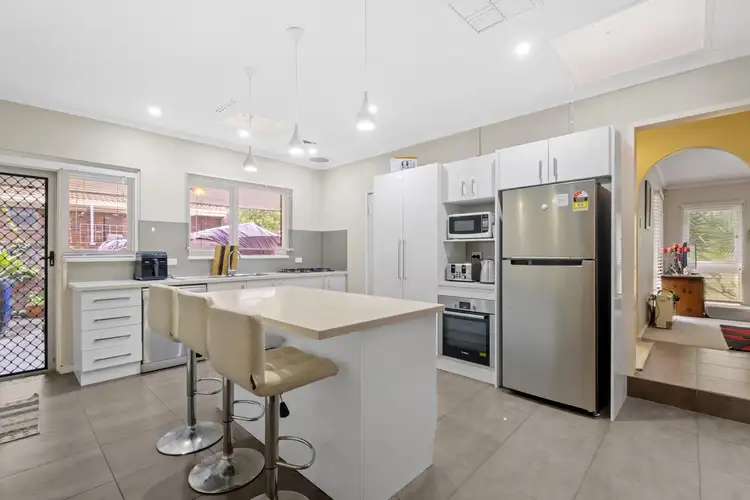 71 Regency Drive, Thornlie WA 6108