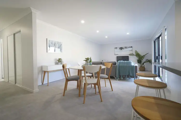 Fourth view of Homely villa listing, 2/5 Arbon Way, Lockridge WA 6054