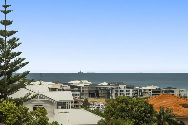 Fourth view of Homely house listing, 11 Catania Court, Mindarie WA 6030