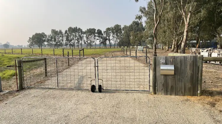 58 Gibson Top, Oakford WA 6121