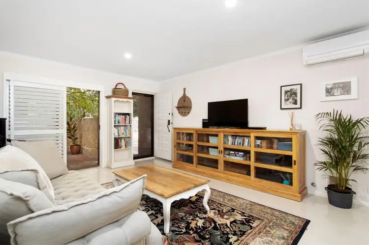 4 Mount Street, Claremont WA 6010