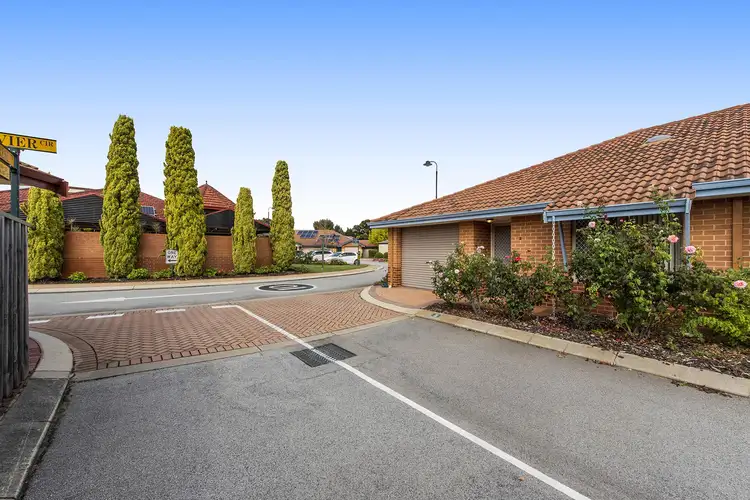 2/27 Pearson Drive, Success WA 6164