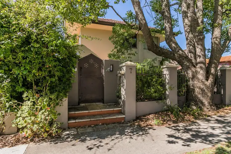 5/7 Princess Road, Crawley WA 6009