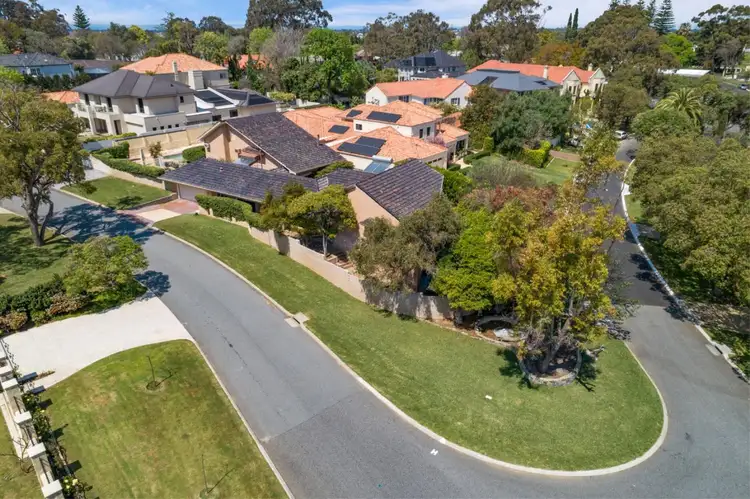 17 Nardina Crescent, Dalkeith WA 6009