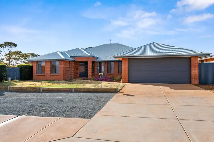 34 Tindals Crescent, Hannans WA 6430