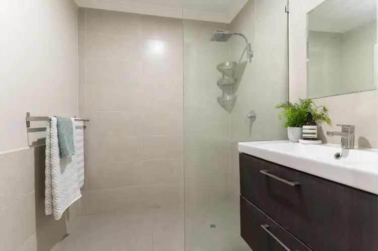 11 Hendon Way, Hamersley WA 6022