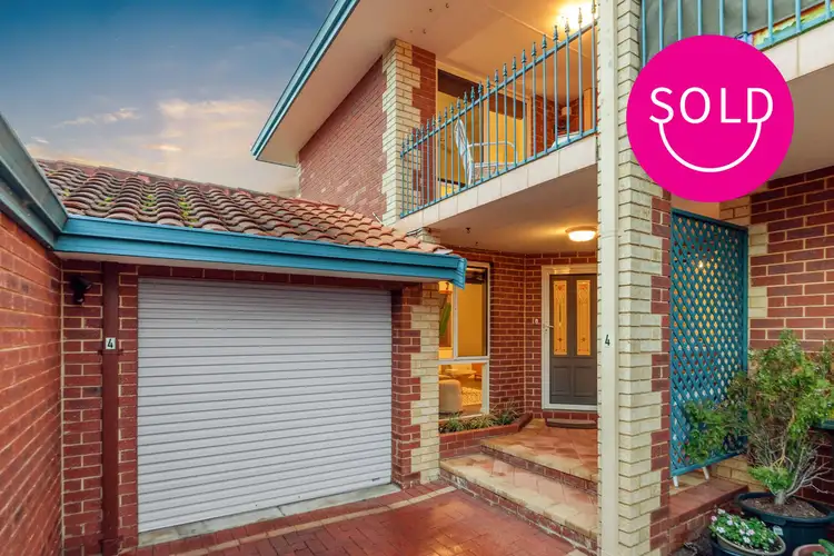4/72 Deanmore Road, Scarborough WA 6019
