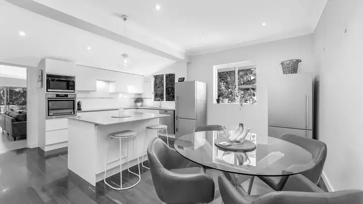 215 Woodside Street, Doubleview WA 6018