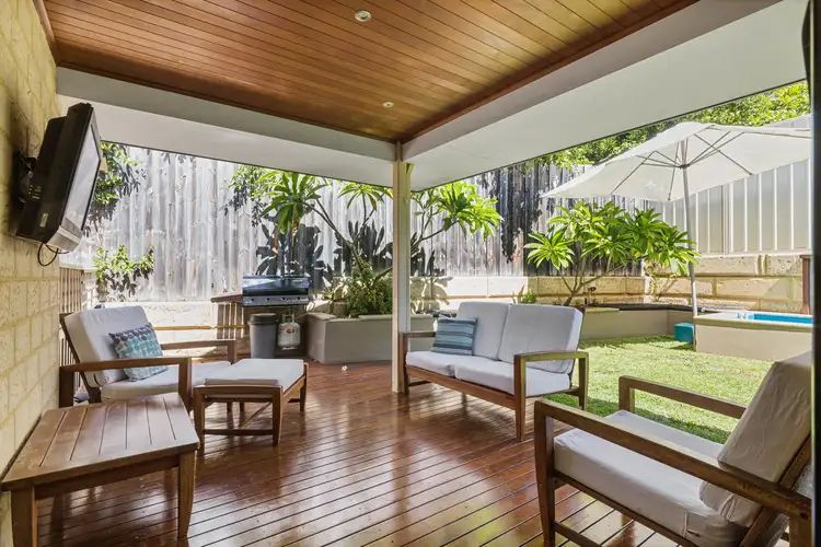 2b Challenger Place, Melville WA 6156