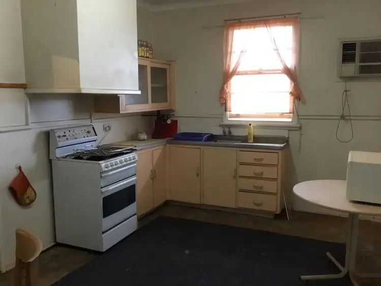 Fifth view of Homely house listing, 1 Taurus Street, Southern Cross WA 6426