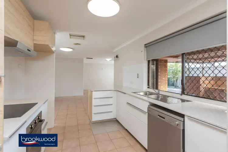 Fourth view of Homely house listing, 5 Crossway, Swan View WA 6056