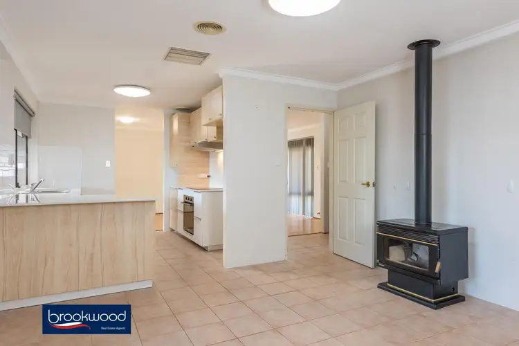Fifth view of Homely house listing, 5 Crossway, Swan View WA 6056