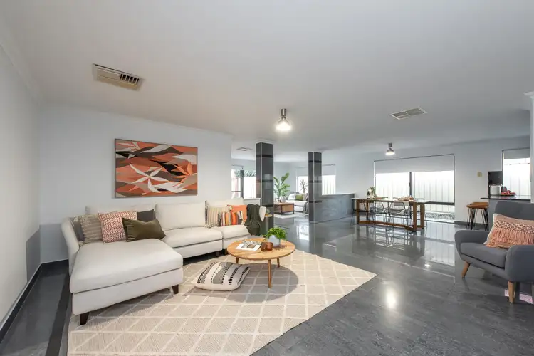 1 Tyrone Lane, Darch WA 6065