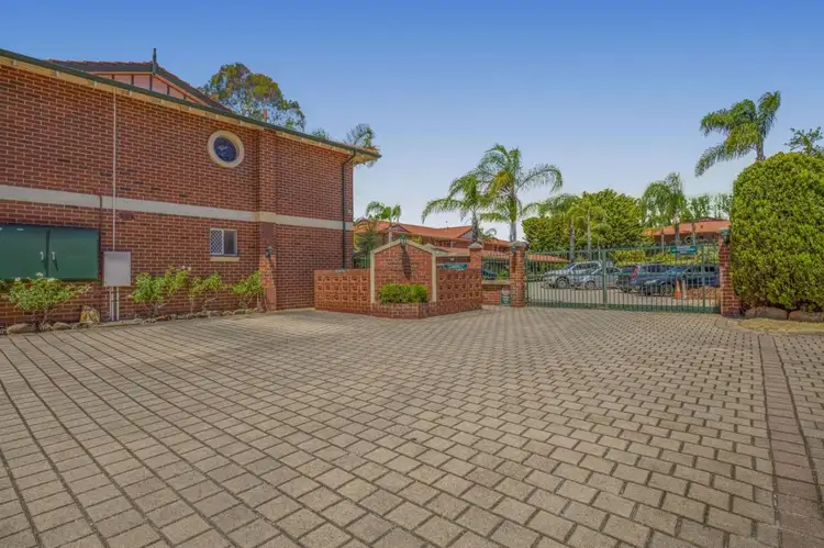 2/56 Moondine Drive, Wembley WA 6014
