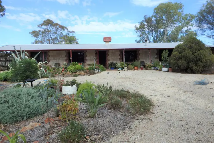238 Barber Street, Moora WA 6510