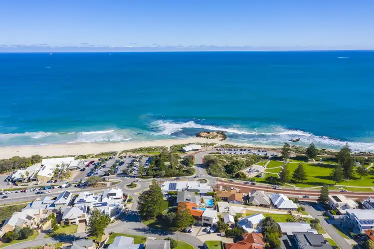 Sixth view of Homely house listing, 11 King Albert Road, Trigg WA 6029