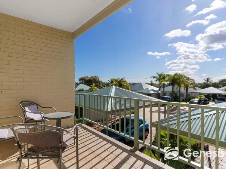 13/220 Fairway Circle, Connolly WA 6027