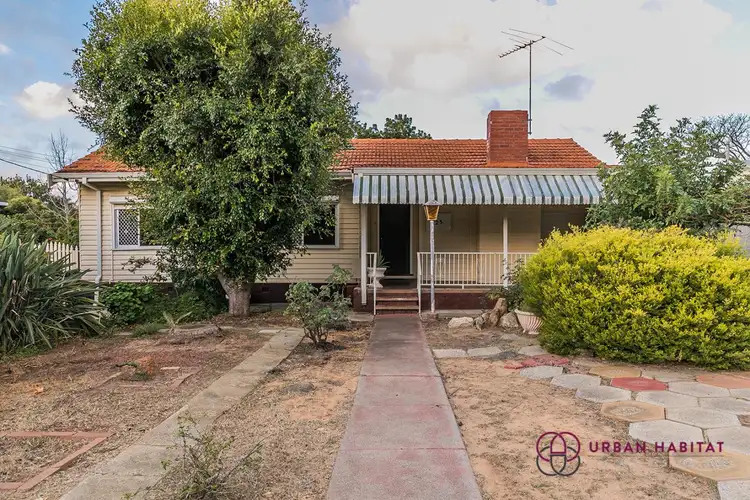 25 Clint Way, Calista WA 6167