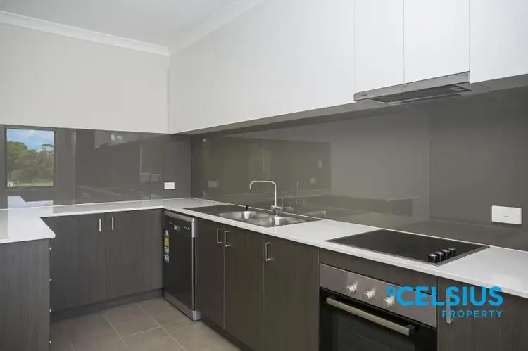 3/7 Roberts Road