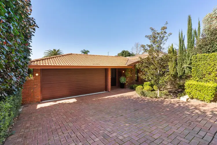 18 Doriot Way, Carine WA 6020