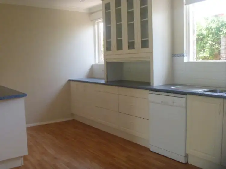 Fifth view of Homely house listing, 7 Candish Court, Booragoon WA 6154