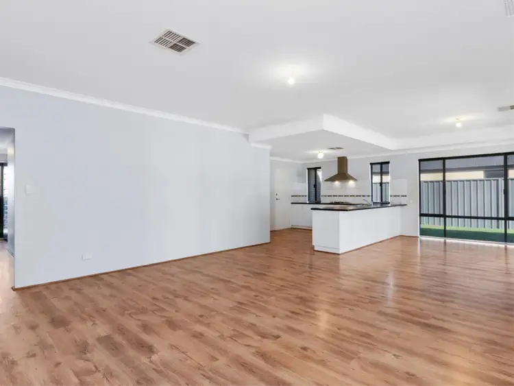 Second view of Homely house listing, 5 Kempeana Way, Baldivis WA 6171