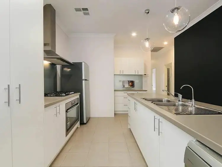 Second view of Homely house listing, 7 Pegus Way, Piara Waters WA 6112
