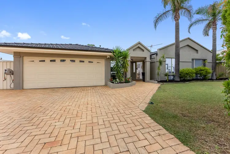 13 Daley Close, Atwell WA 6164