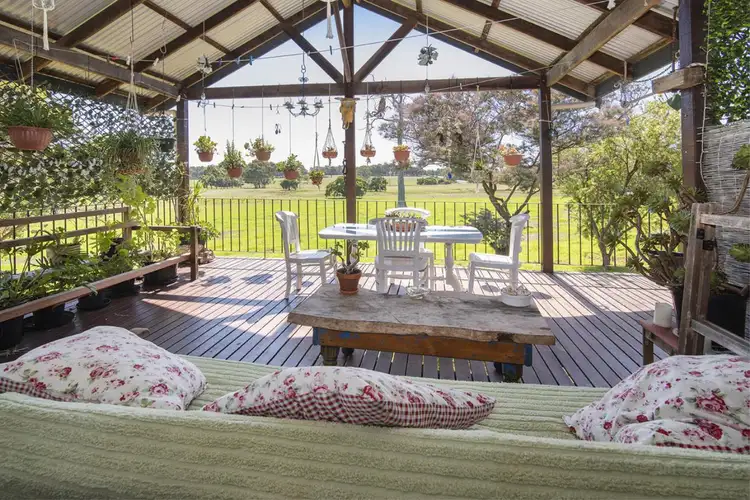 16 Peake Street, Cowaramup WA 6284