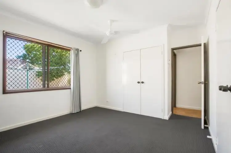 Seventh view of Homely house listing, 16A Atkinson Way, Millars Well WA 6714