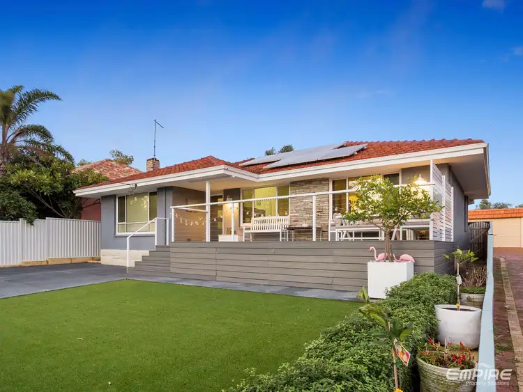 10 Strode Avenue, Hamilton Hill WA 6163