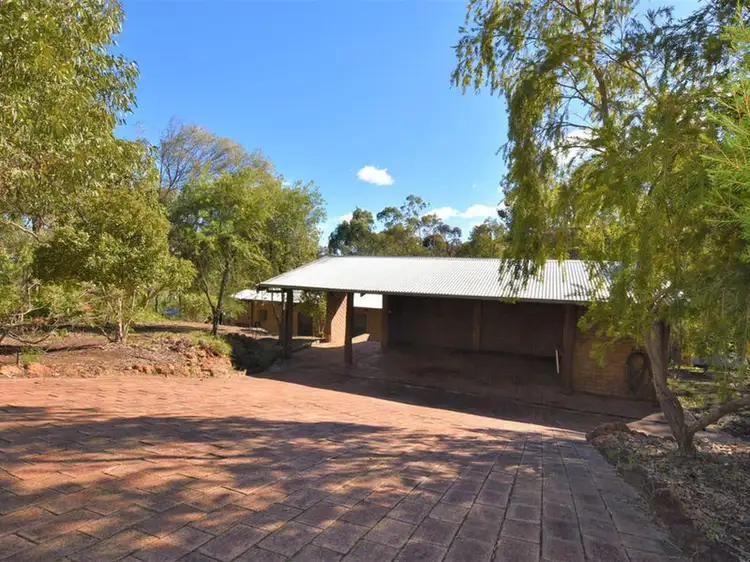 8 Dale Place, Darlington WA 6070