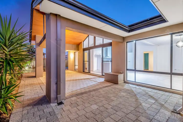 Fifth view of Homely house listing, 8 Cuprea View, Halls Head WA 6210