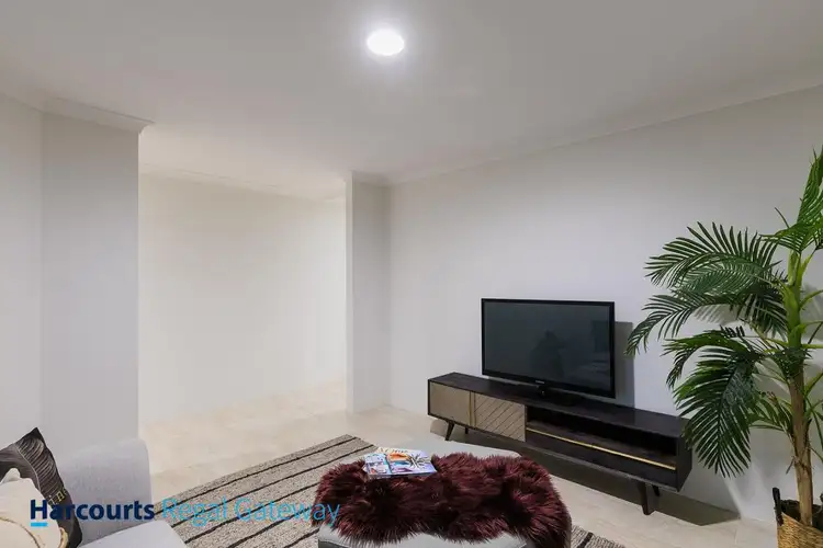 Fifth view of Homely house listing, 53 Belmore Bend, Aubin Grove WA 6164