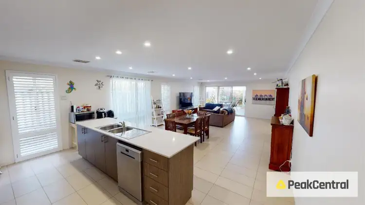 Second view of Homely house listing, 7 Strathmore Close, Baldivis WA 6171