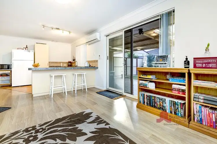 Seventh view of Homely house listing, 19 Borya Bend, Glen Iris WA 6230