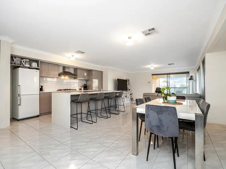 5 Tickner  Parade, Ellenbrook WA 6069