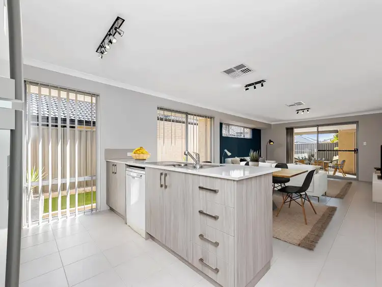 Fifth view of Homely house listing, 22 Cochrane Loop, Aveley WA 6069
