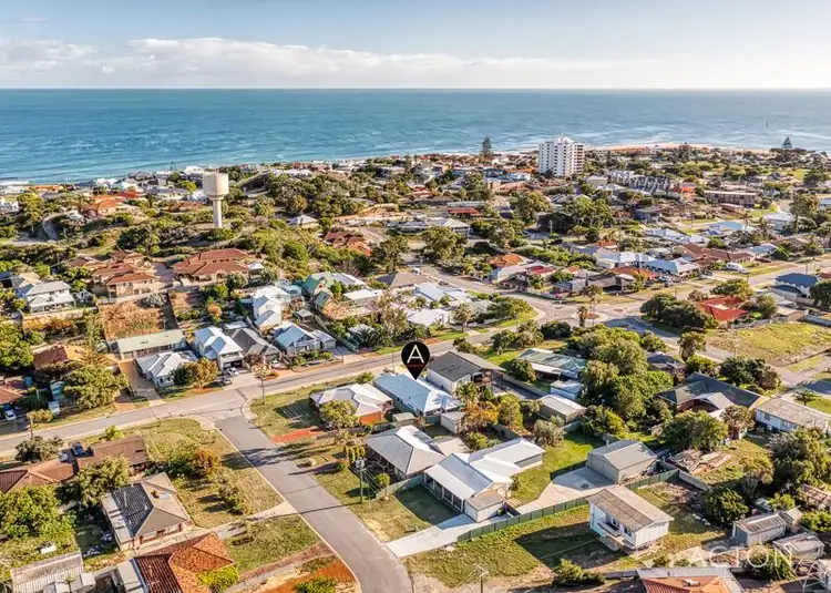 57 Janis Street, Halls Head WA 6210