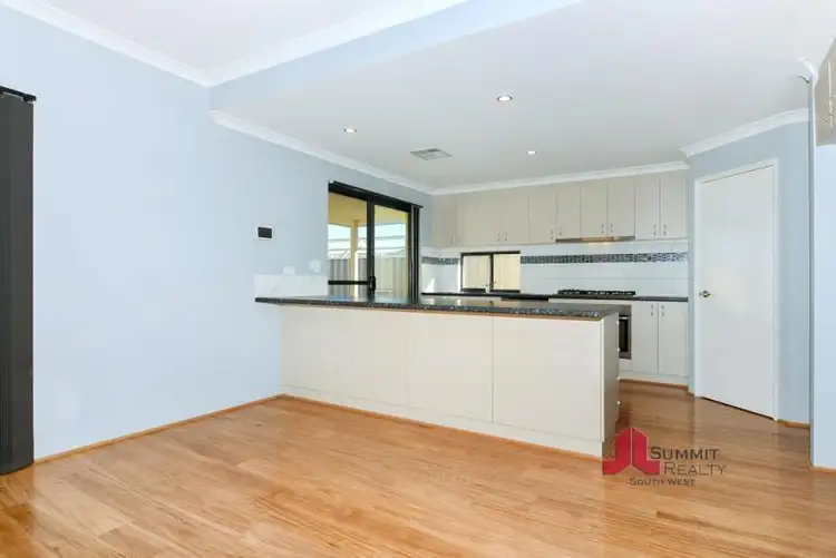 Fifth view of Homely house listing, 10 Diamond Street, Dalyellup WA 6230