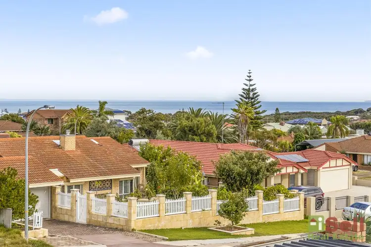 1 Foam  Place, Ocean Reef WA 6027