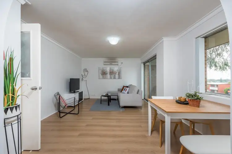 Fourth view of Homely unit listing, 6/198 North Beach Drive, Tuart Hill WA 6060