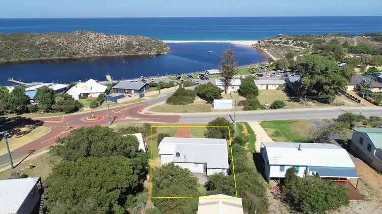 59 Gordon Street, Guilderton WA 6041