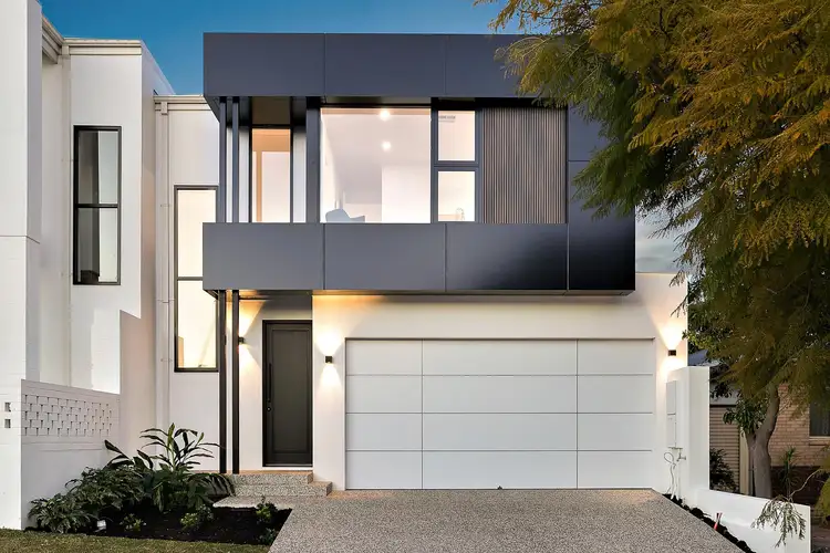 5A Sergeant Road, Melville WA 6156