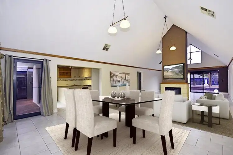 19 Woburn Park Avenue, Ellenbrook WA 6069