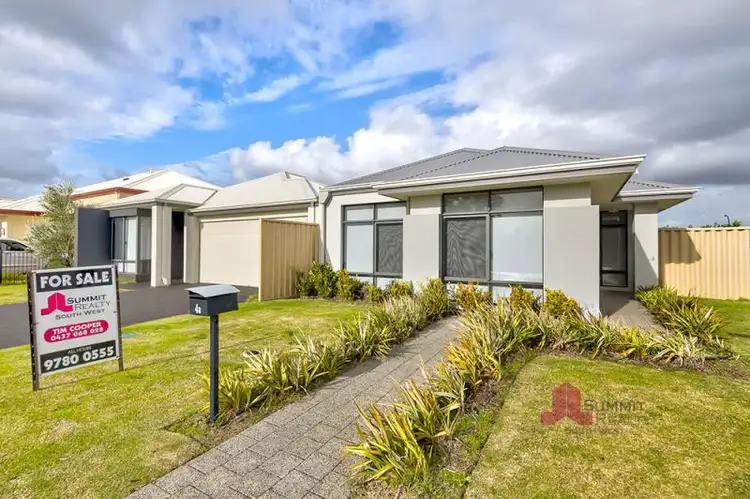 Main view of Homely unit listing, 4A Crystal Bend, Dalyellup WA 6230