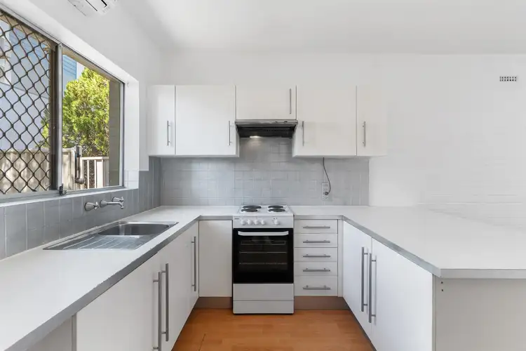 1/42 Pearl Parade, Scarborough WA 6019